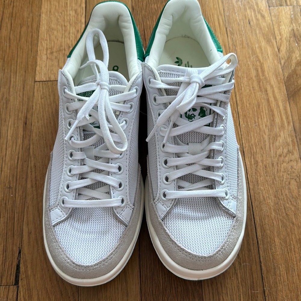 Adidas shoe men size 6 Rod laver